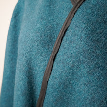 Load image into Gallery viewer, ADALIA JUNE – Cashmere Cape