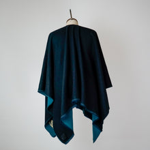 Load image into Gallery viewer, ADALIA JUNE – Cashmere Cape