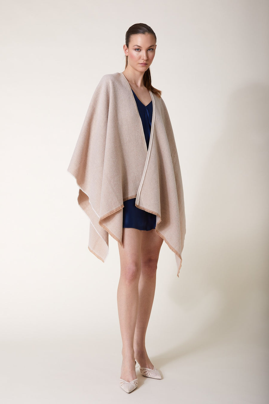 ADALIA Cashmere Cape — Creme