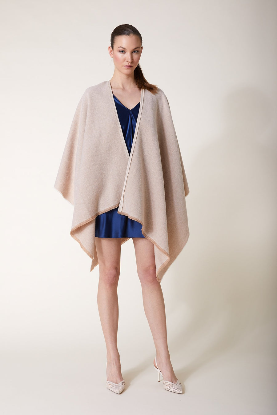 ADALIA Cashmere Cape — Creme