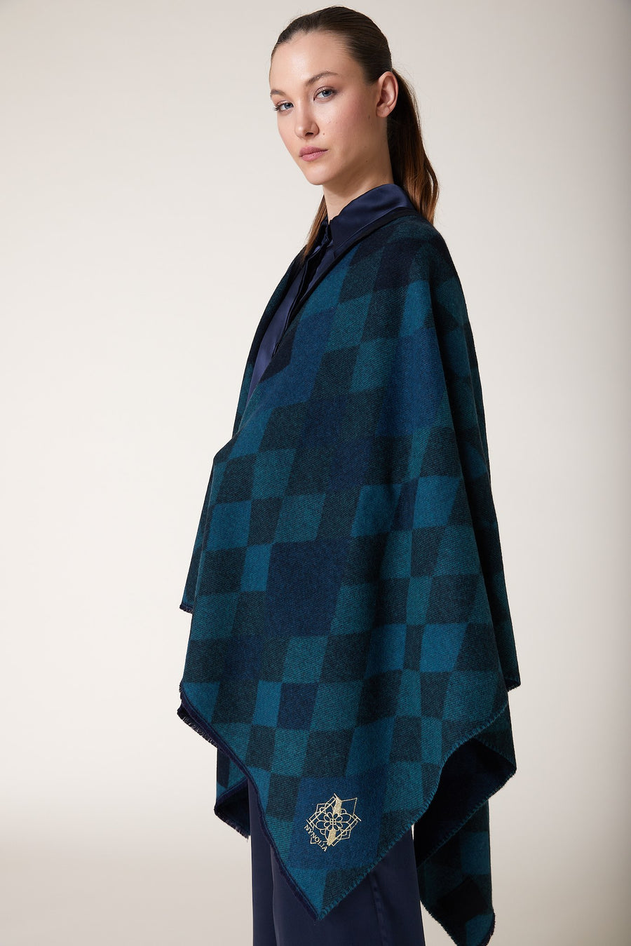 ADALIA Cape — Signature Diamond