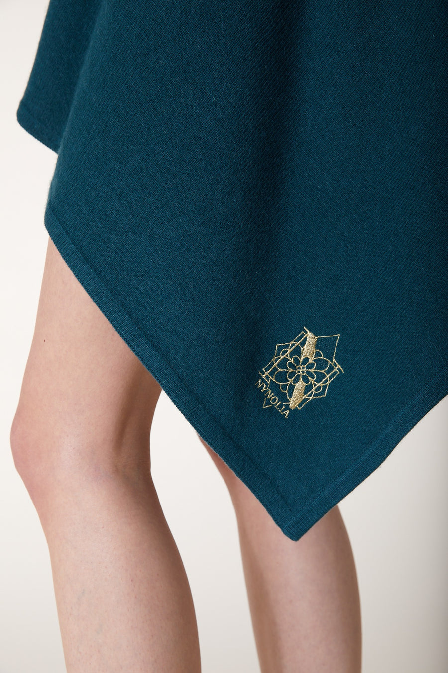 ADALIA KNIT – Cashmere Knit Cape Green