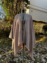 Load image into Gallery viewer, ADALIA ELEVEN – Cashmere Cape
