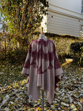 Load image into Gallery viewer, ADALIA ELEVEN – Cashmere Cape
