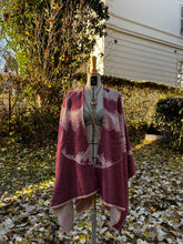 Load image into Gallery viewer, ADALIA ELEVEN – Cashmere Cape
