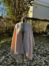 Load image into Gallery viewer, ADALIA ELEVEN – Cashmere Cape
